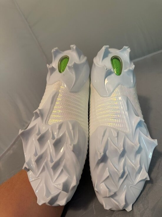 Under Armour Blur Pro triple white football cleats size 8.5 3028220 100 main image 5
